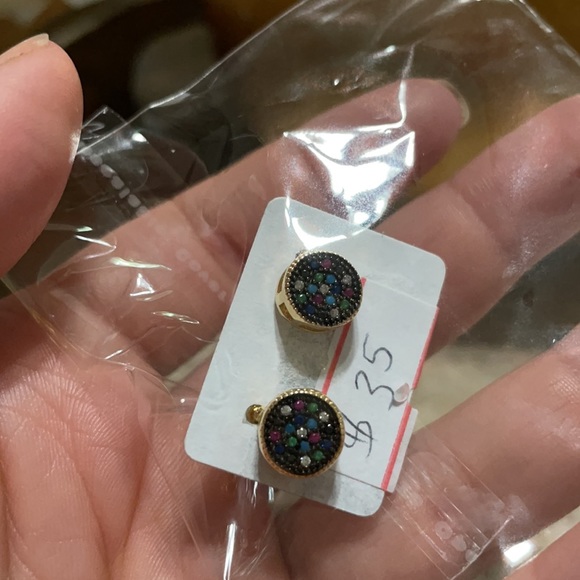 earrings - Picture 3 of 3